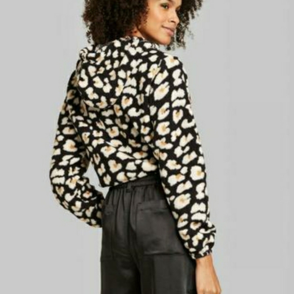 *NEW! HOODED CHEETAH SHERPA SWEATSHIRT TOP HOODIE LOUNGE SMALL - Picture 4 of 7